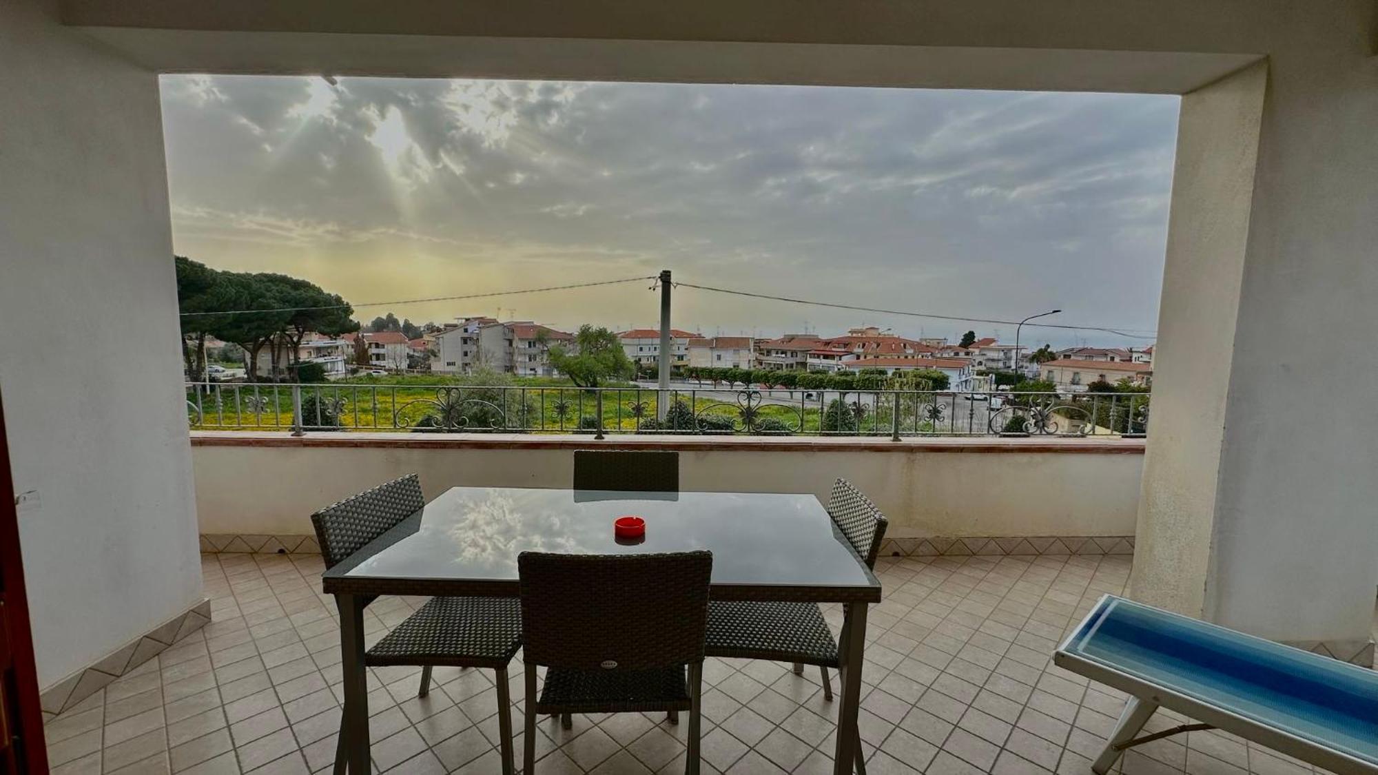 Sunrise Residence Santa Domenica  Exterior foto